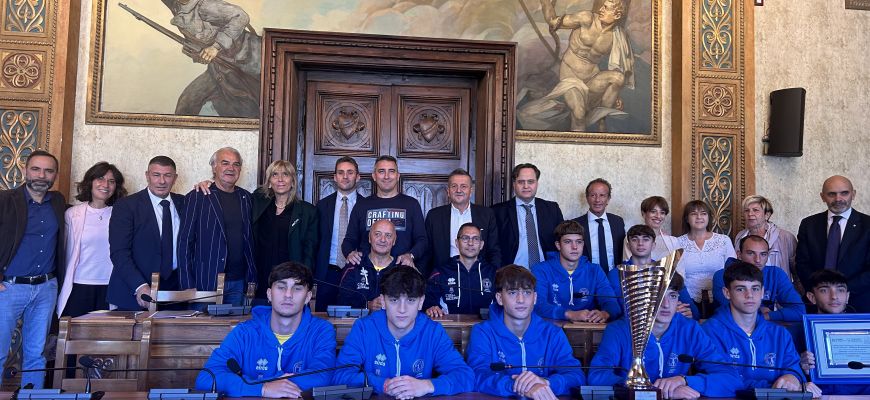 I Campioni d’Italia di Calcio a 5 dello Scientifico di Avezzano premiati stamattina in Comune