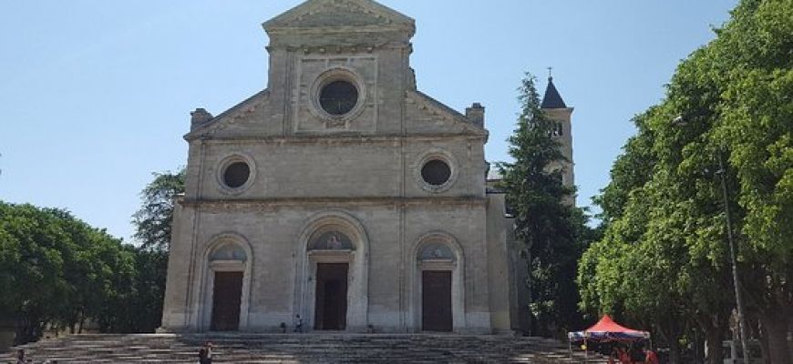 CORPUS DOMINI - Il Vescovo di Avezzano presiederà in Cattedrale