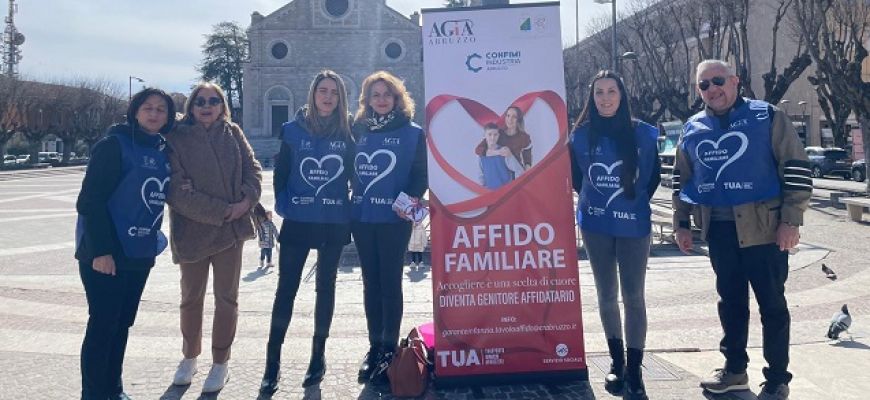 Affido familiare: domenica 24 marzo in Piazza Risorgimento ad Avezzano