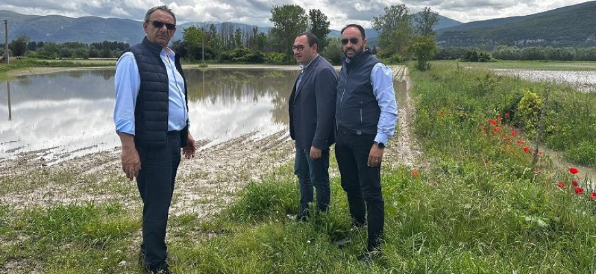 Terreni allagati nel Fucino per il maltempo sopralluogo del Vice presidente della Regione Abruzzo