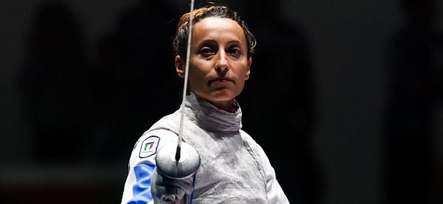 La campionessa olimpica Elisa Di Francisca ad Avezzano.