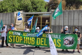 Attivisti NO GAS dall'Abruzzo hanno manifestato oggi a Civitavecchia