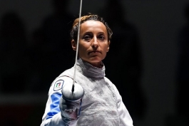 La campionessa olimpica Elisa Di Francisca ad Avezzano.