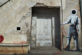 Aielli Borgo Universo: un murales contro la violenza sulle donne